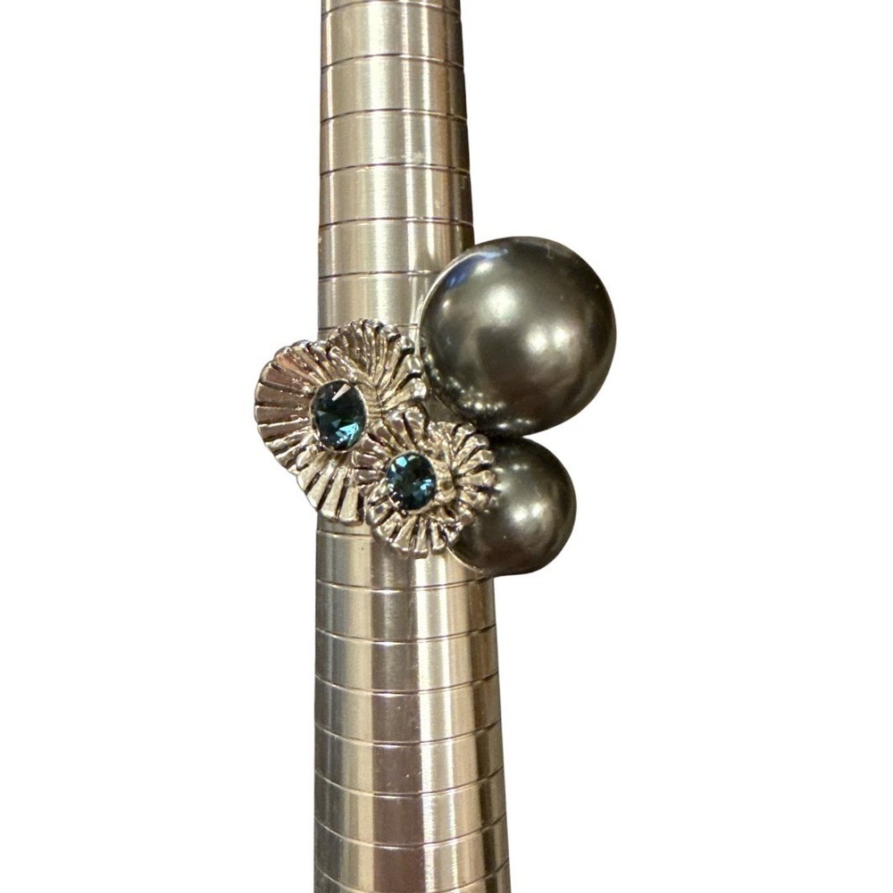 Monet Cocktail Ring Womens Size 7.5 Grey Silver Pearl Rhinestone Bypass